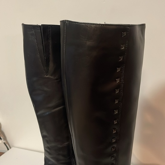 ITALIAN SHOEMAKERS Jarisa Black Leather Knee Boot 8.5 in like-new condition. - Picture 5 of 5